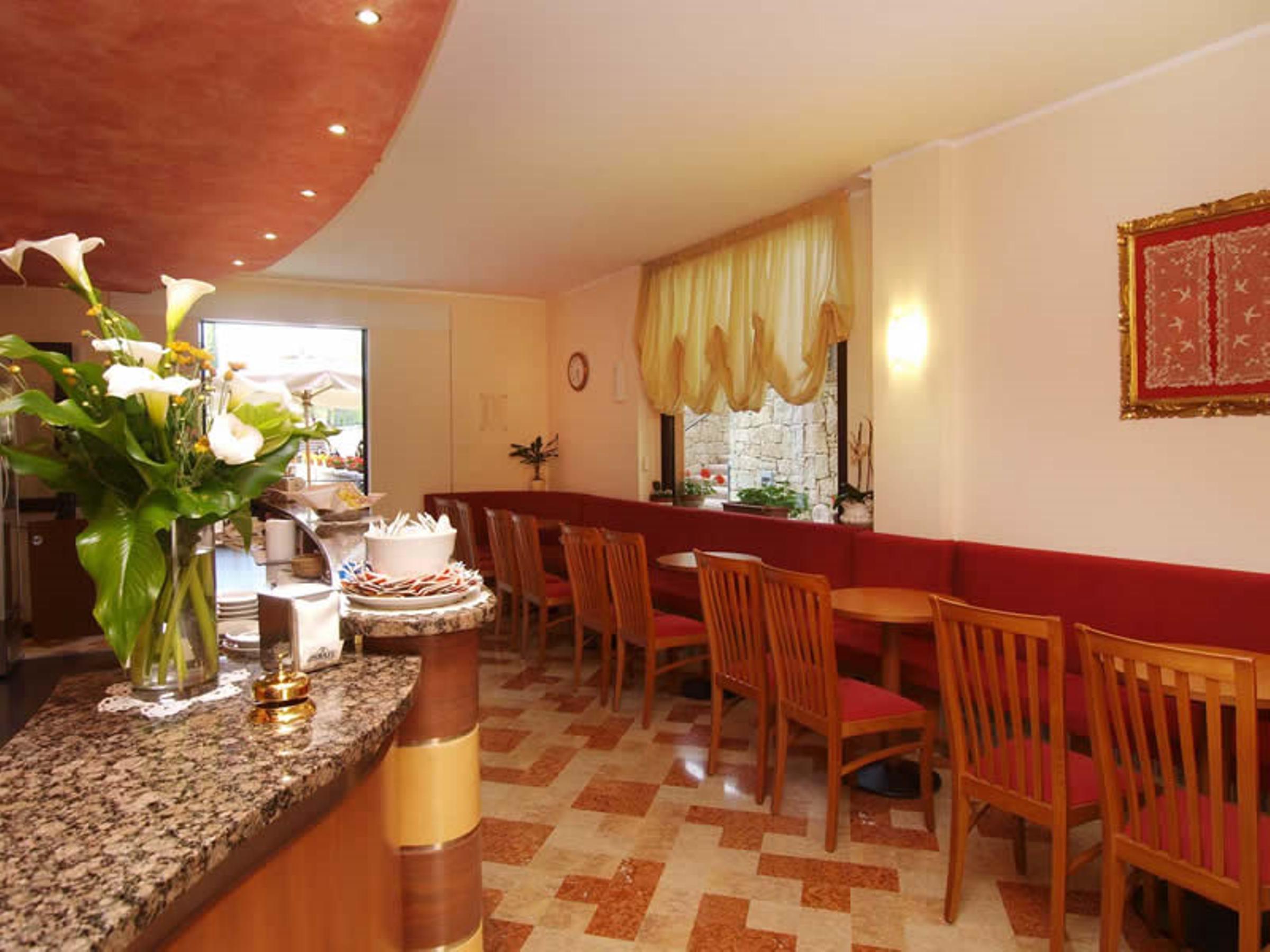 Garda Family House Hotel