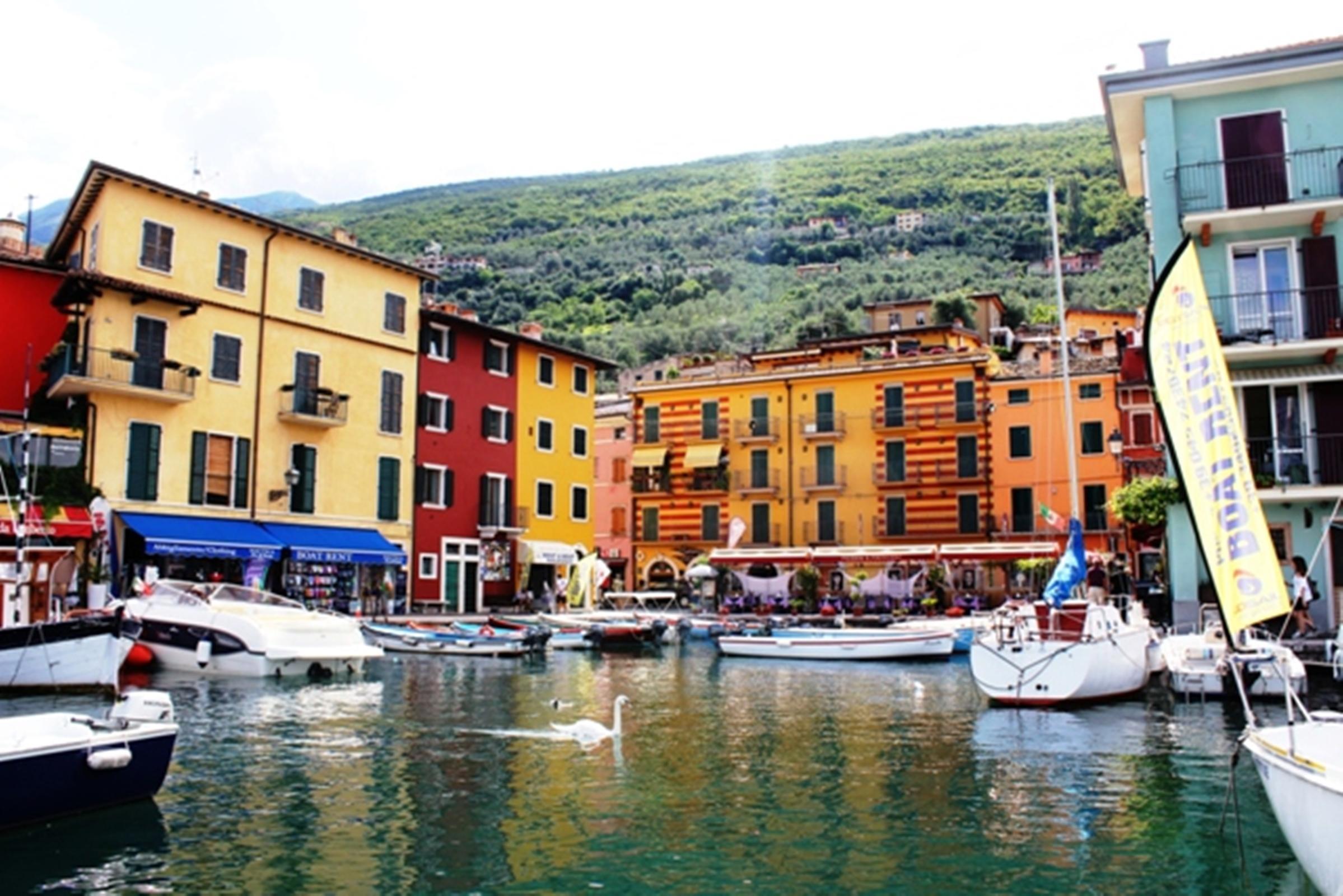 Garda Family House Hotel 2*